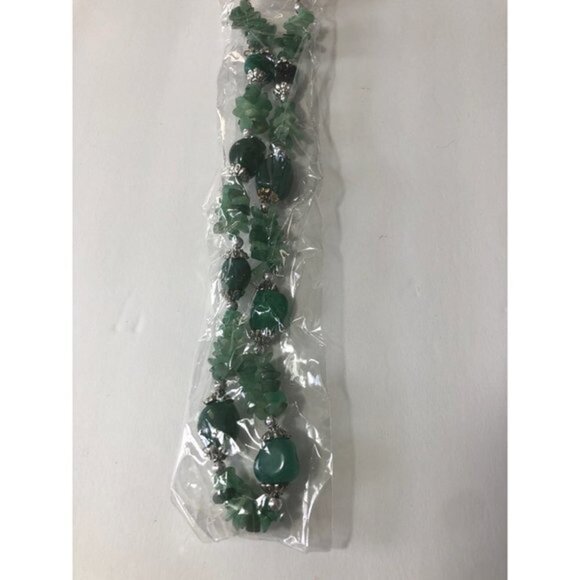 Semi Precious Stone Necklace Women’s Green 18in - Picture 2 of 5